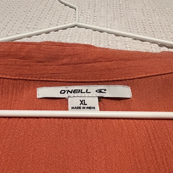 Cropped shirt - Picture 2 of 2